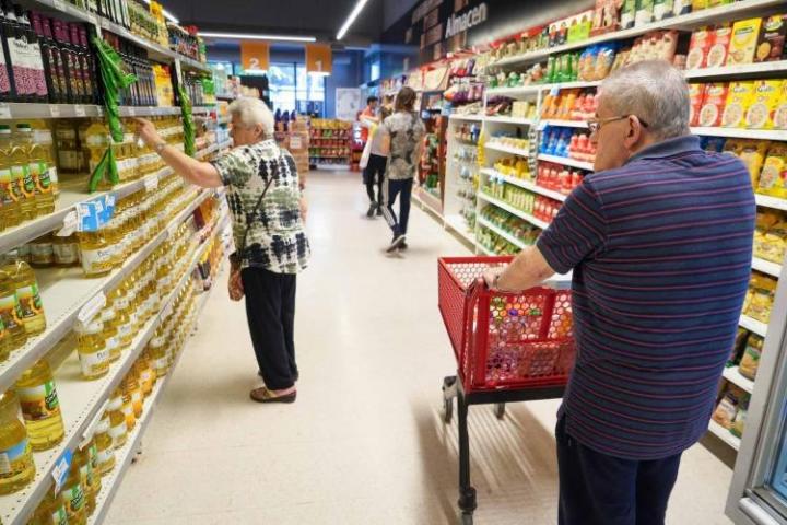 El consumo no levanta: las ventas en súper siguen en caída