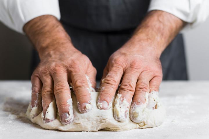 Celebran el Día del Maestro Pizzero y Pastelero