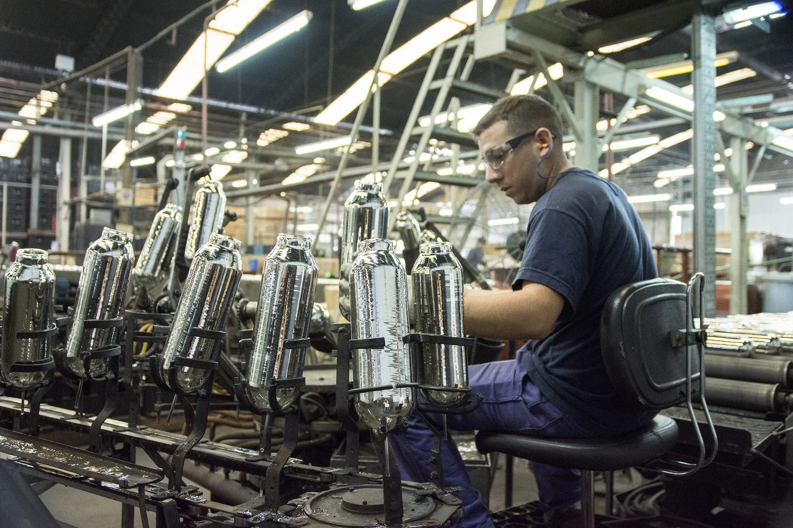 La industria pyme cerró el 2024 con una caída del 10%