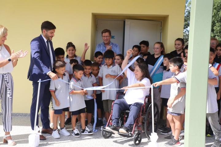 Pullaro inauguró el ciclo lectivo desde una escuela rural