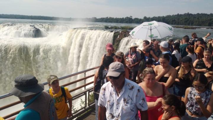 Cayó un 20% la cantidad de turistas que recorrieron el país