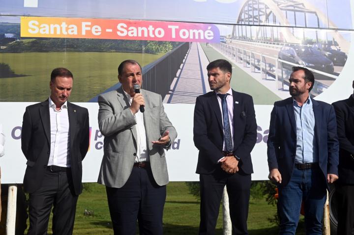 Poletti y el nuevo puente Santa Fe-Santo Tomé: “Esta obra cumple sueños” 