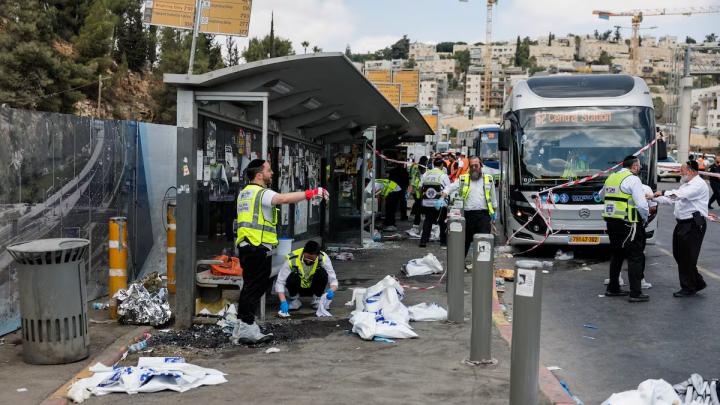Tiroteo contra un autobús en Jerusalén: seis muertos