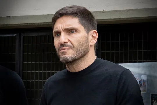 Pullaro, tercero cómodo: La Libertad Avanza lo aplastó