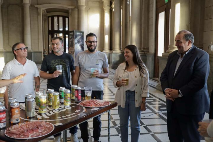 “Santa Fe se Viste” para impulsar el comercio local