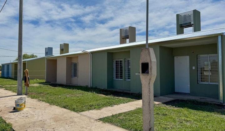 Doce familias, un mismo sueño: la casa propia 