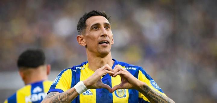 Di María ignoró a una nena que lo esperaba para saludarlo