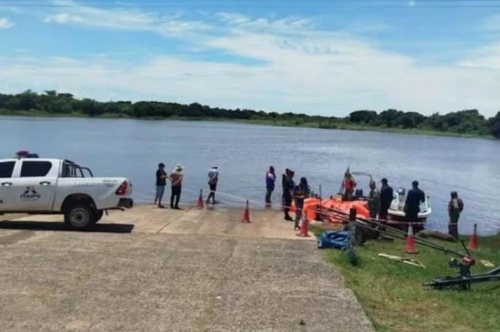 Naufragó una lancha en Paraguay: mueren 3 argentinos