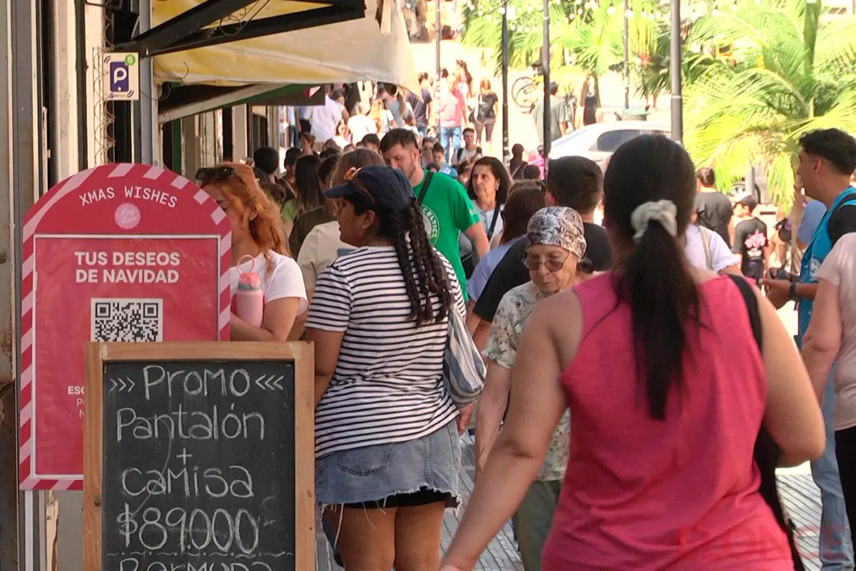 Las ventas minoristas cayeron 5,2 % en el último año