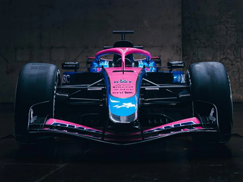 Alpine presentó el A526 con el que correrá Colapinto