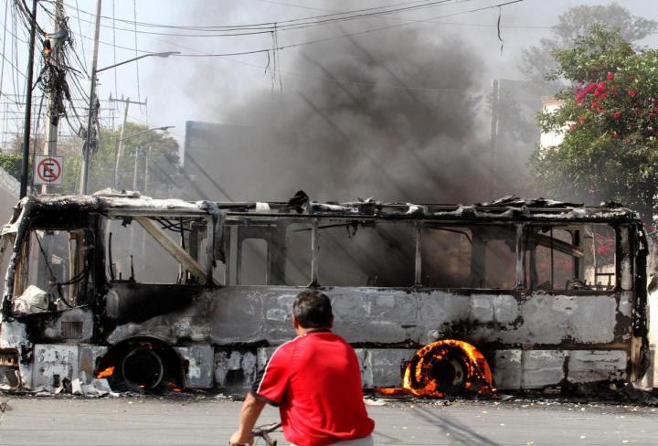  14 muertos y 45 detenidos tras el asesinato de capo narco