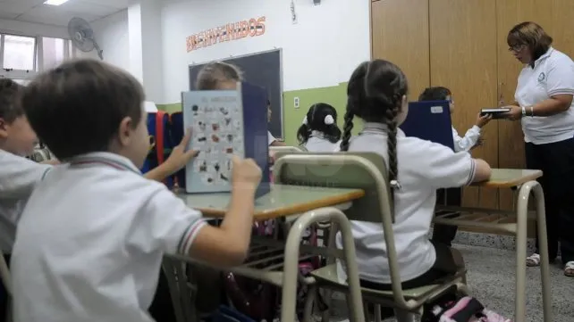 Para el gobierno, las clases empiezan con normalidad