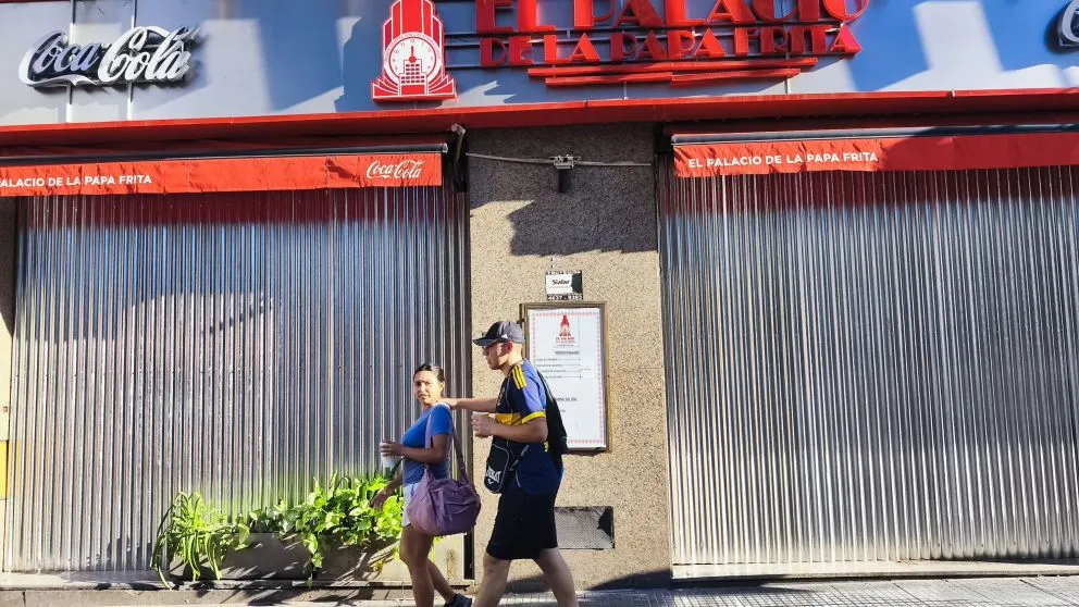 Cerró un Bar Notable: bajó la persiana El Palacio de la Papa Frita 