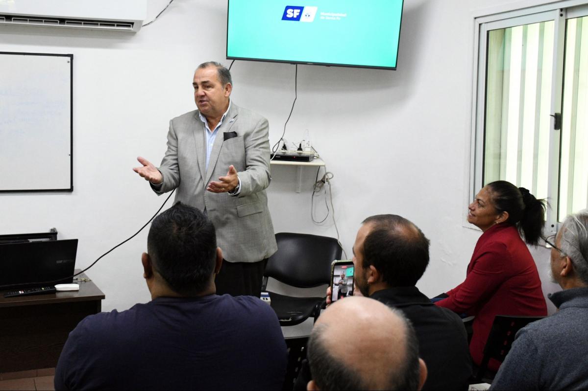 Comienza la colocación de microchips a perros