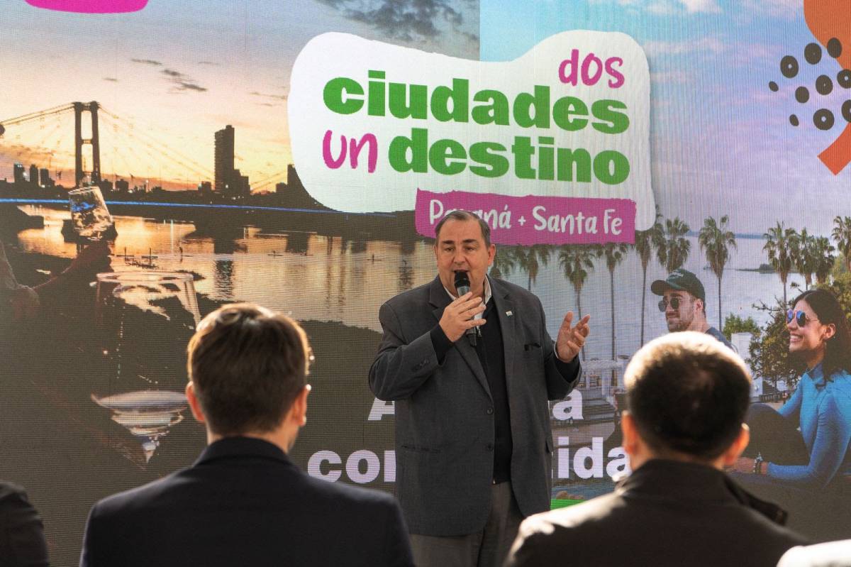 Poletti presentó en Paraná la agenda turística de Santa Fe