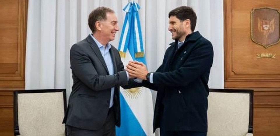 Cumbre en Casa Rosada: Pullaro cara a cara con Santilli