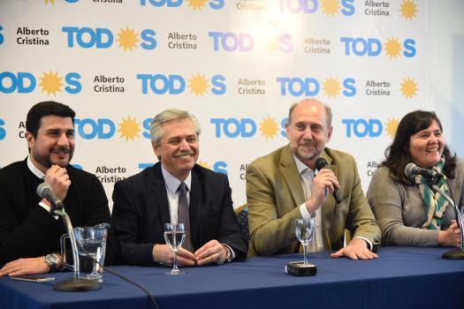 Cleri, Fernández, Perotti y Obeid, en la conferencia de prensa.