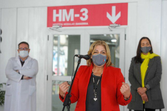 Sonia Martorano durante el acto de inauguración del hospital modular de Granadero Baigorria.