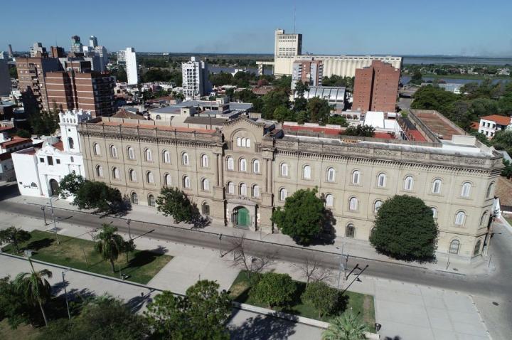 El Colegio Inmaculada, un edificio que alberga una rica historia religiosa, educativa y cultural de la capital.