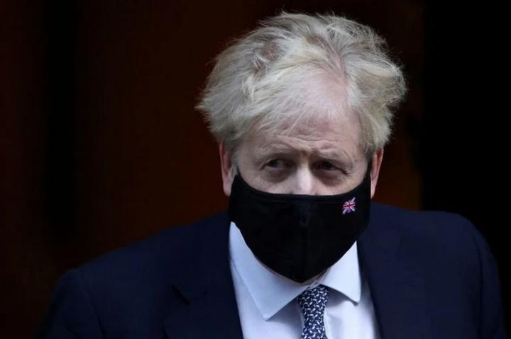 Boris Johnson, en medio de una tormenta de críticas.
