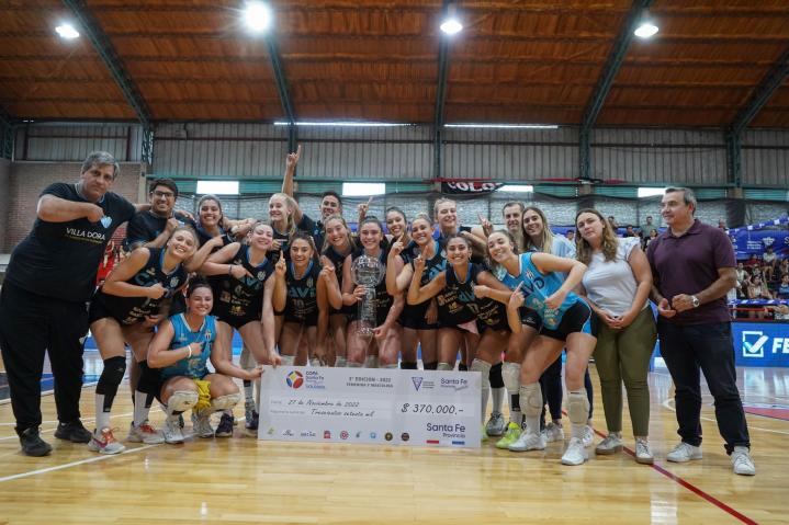 Villa Dora se quedó con el título femenino de voleibol, por segunda vez.