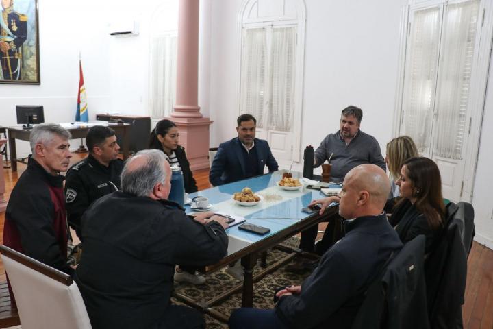 Coccocioni durante la reunión con los jefes policiales del norte provincial.