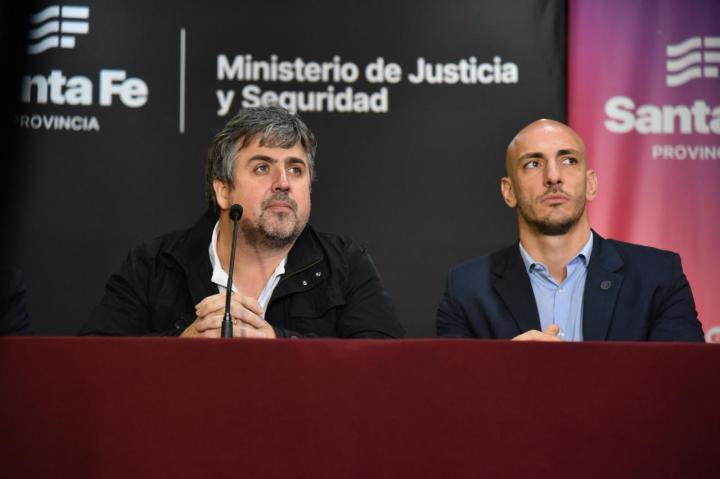 El ministro de Seguridad de la provincia se refirió este lunes a la difusión de un video grabado por presuntos narcoterroristas por redes sociales.