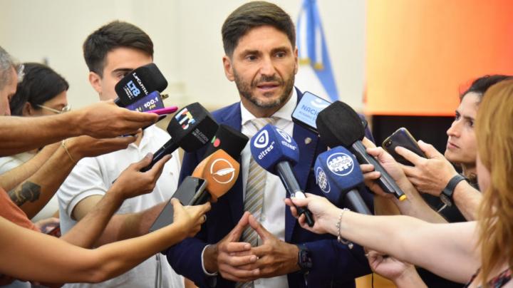 “Acá no hay suba de impuestos, lo que no queremos es que sigan ganando los que venden en negro y hacen bicicleta financiera”, disparó el gobernador.
