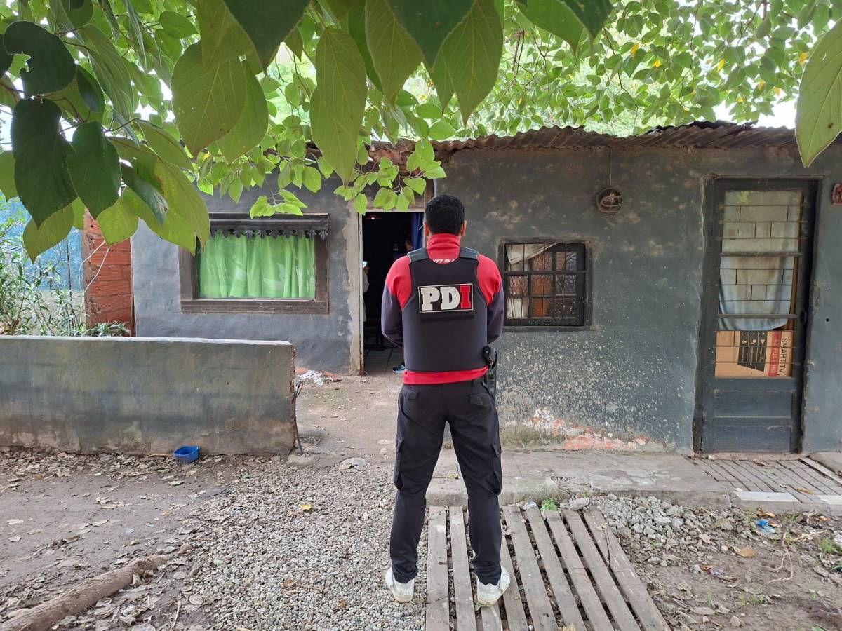 Se multiplican los allanamientos por las amenazas a escuelas