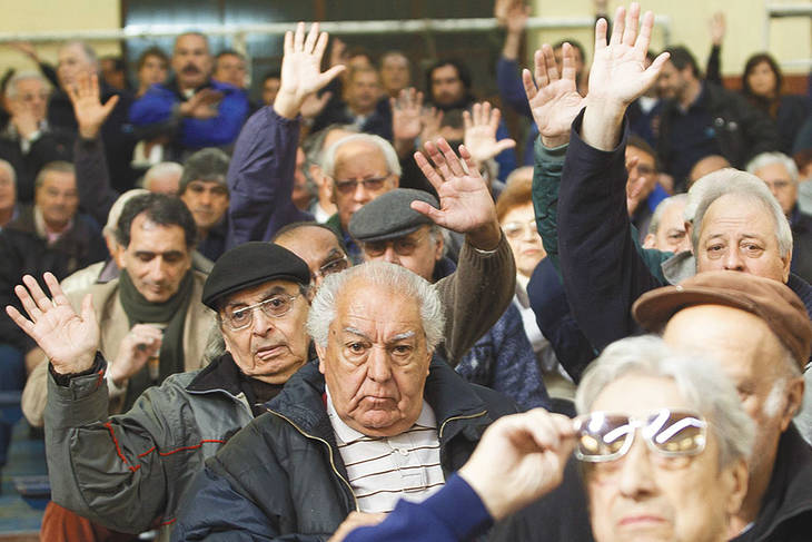 Las jubilaciones llegan con aumento en mayo:  3,38 %