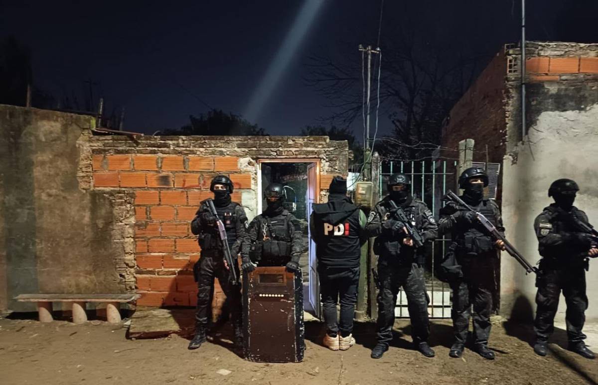 Golpe al narcotráfico en Santa Fe: 4 detenidos tras siete allanamientos