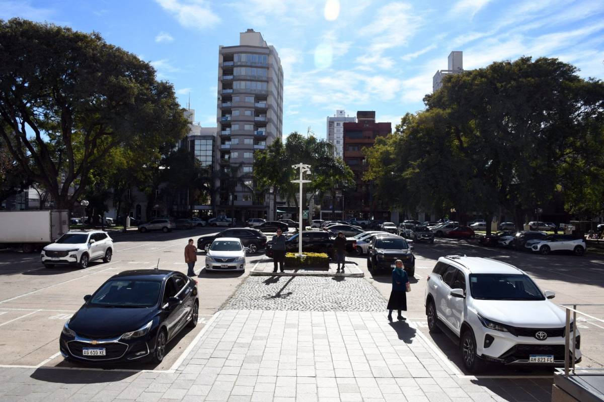 La plaza de la Legislatura se transforma en un espacio público y recreativo
