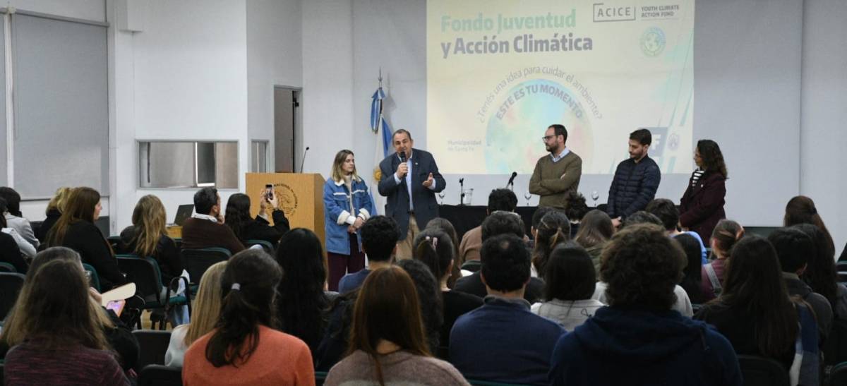 Poletti a los jóvenes: 