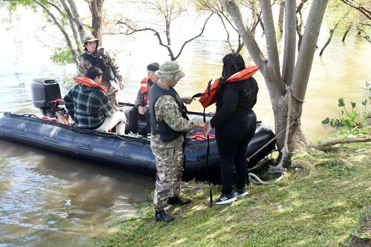 Exitoso operativo sanitario de la Armada Argentina 