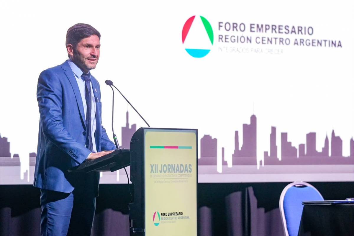 Pullaro acusó a Perotti de 